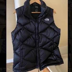Black Women’s North Face Aconcagua Vest Large